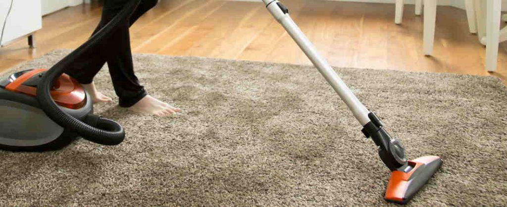 How to Vacuum Your Carpets